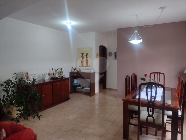 Foto REO1109356