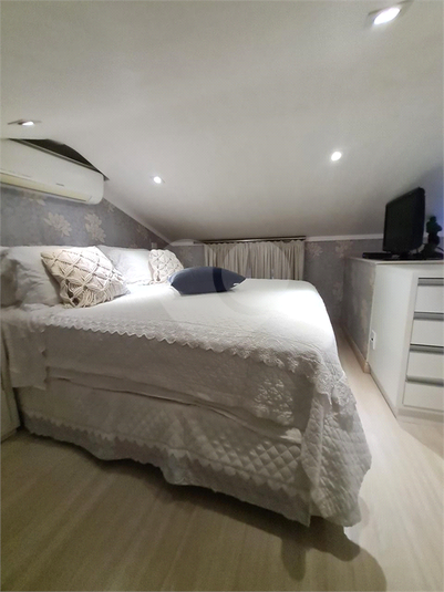 Foto REO1109368