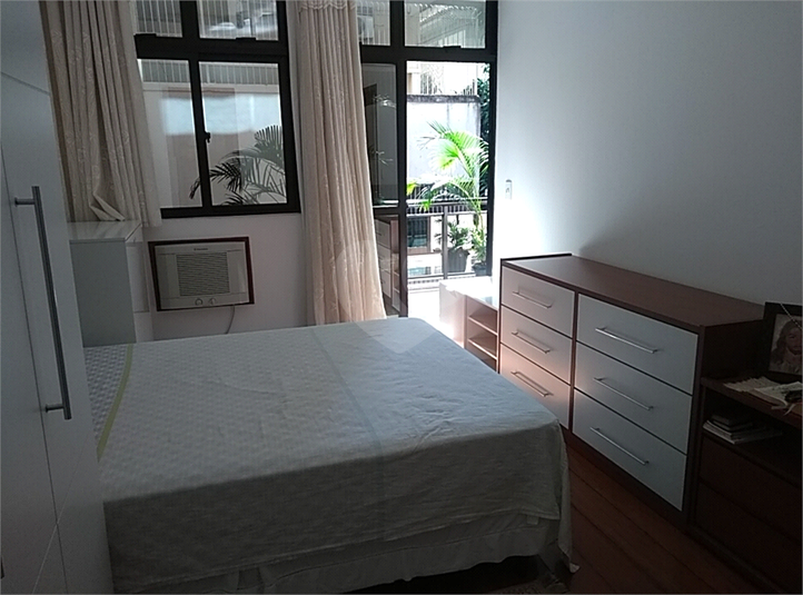 Foto REO1109380