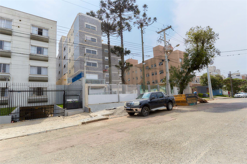 Foto REO1109384