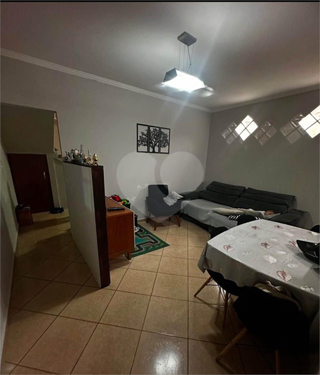 Foto REO1109396