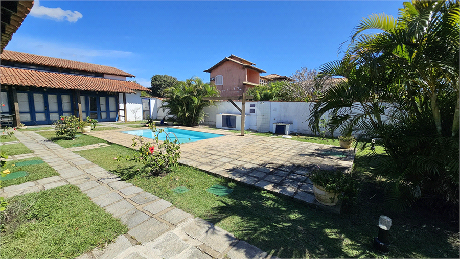 Foto REO1109397
