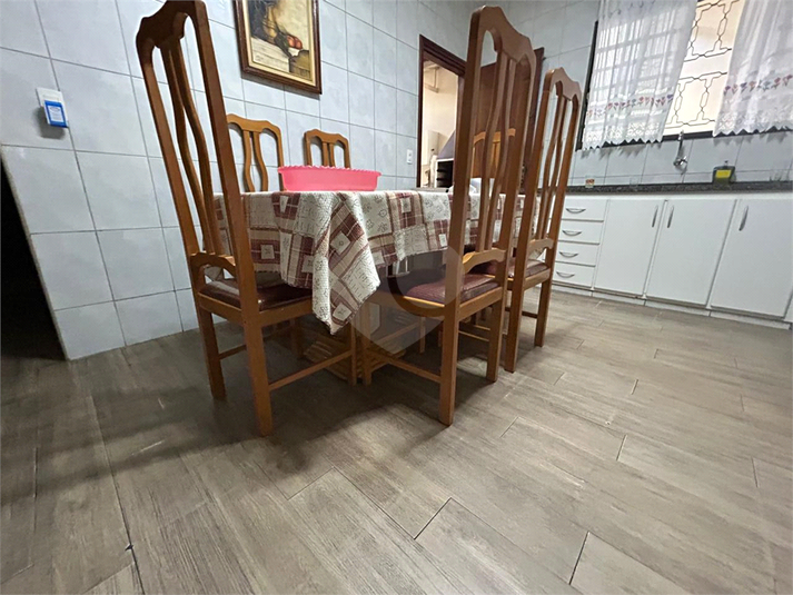 Foto REO1109407