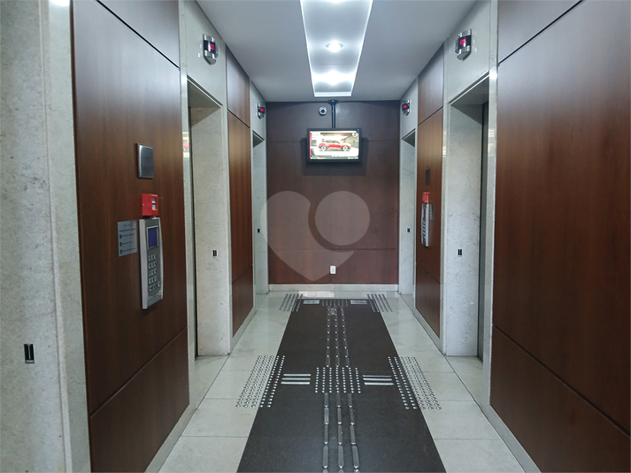 Foto REO1109440