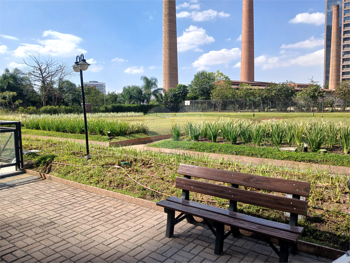 Foto REO1109440