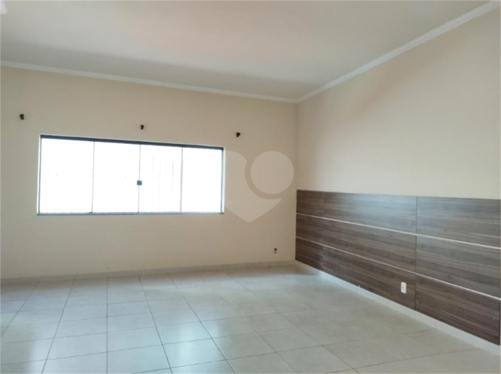 Foto REO1109467