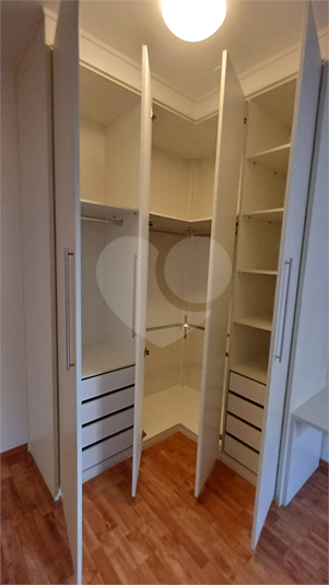 Foto REO1109492