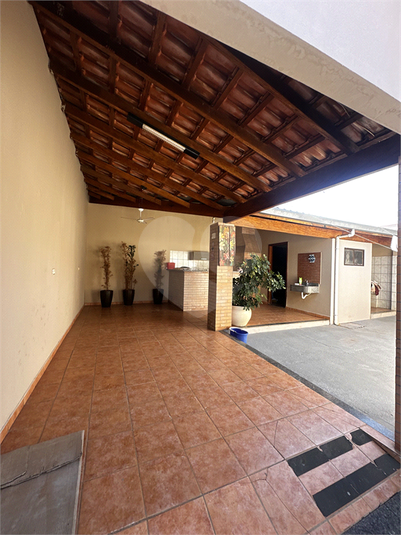 Foto REO1109529