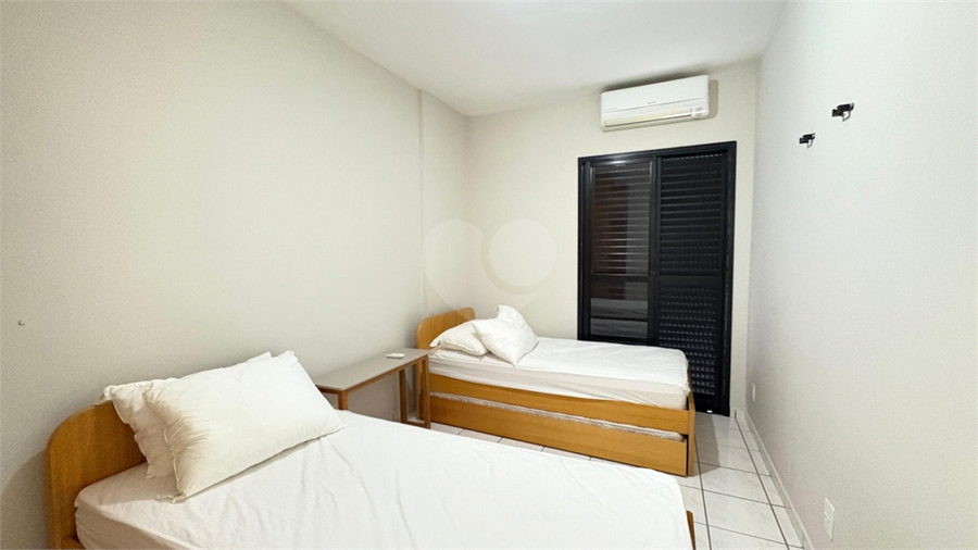 Foto REO1109539