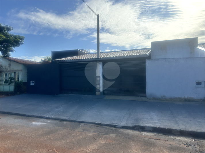 Foto REO1109544
