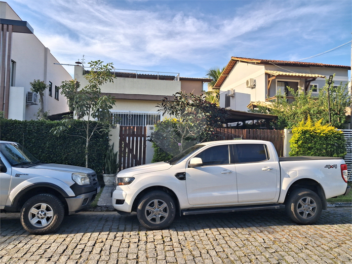 Foto REO1109548