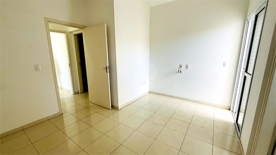 Foto REO1109567