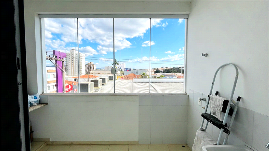Foto REO1109567