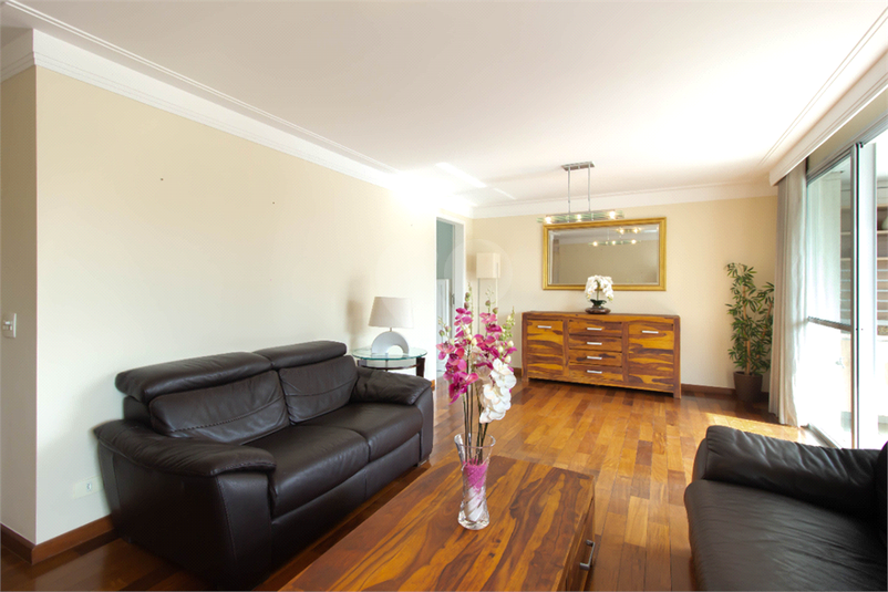 Foto REO1109572