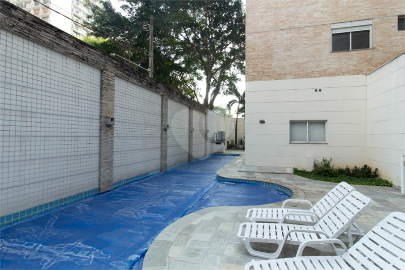 Foto REO1109572