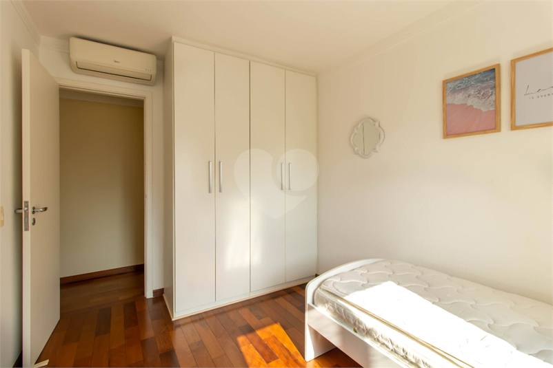 Foto REO1109572