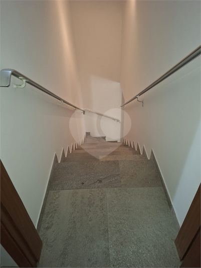 Foto REO1109600