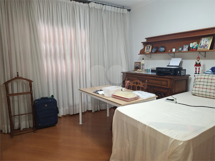 Foto REO1109600