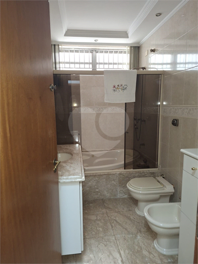 Foto REO1109600