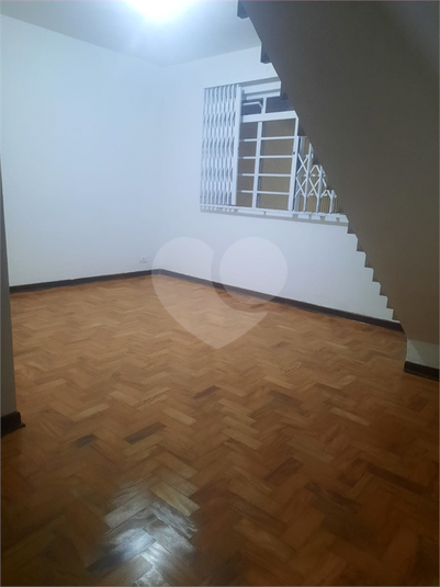 Foto REO1109601