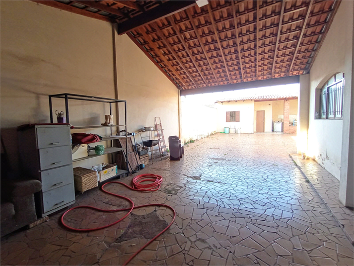 Foto REO1109619