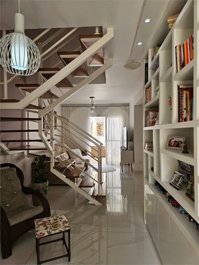 Foto REO1109627