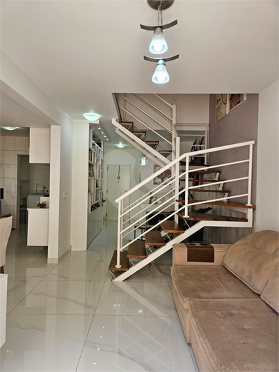 Foto REO1109627