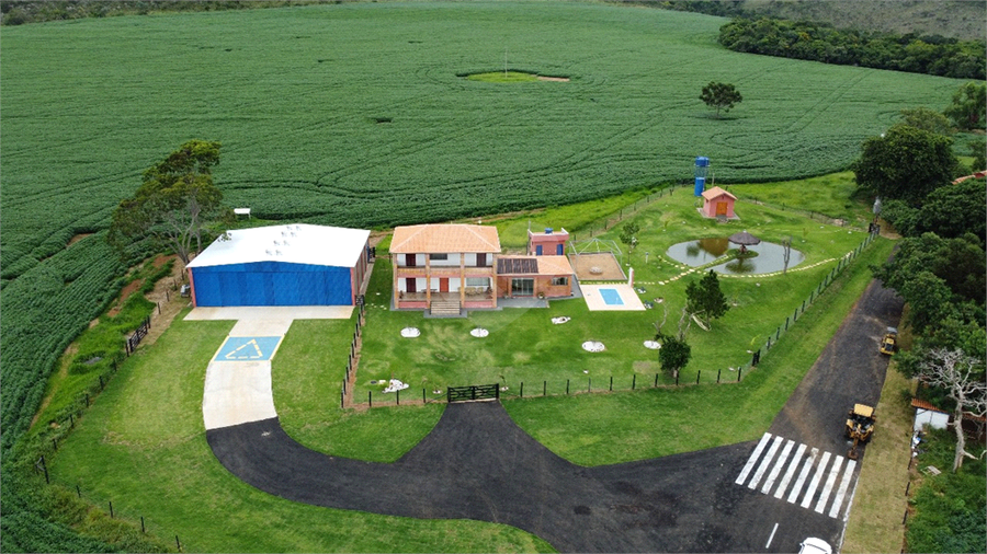 Foto REO1109637