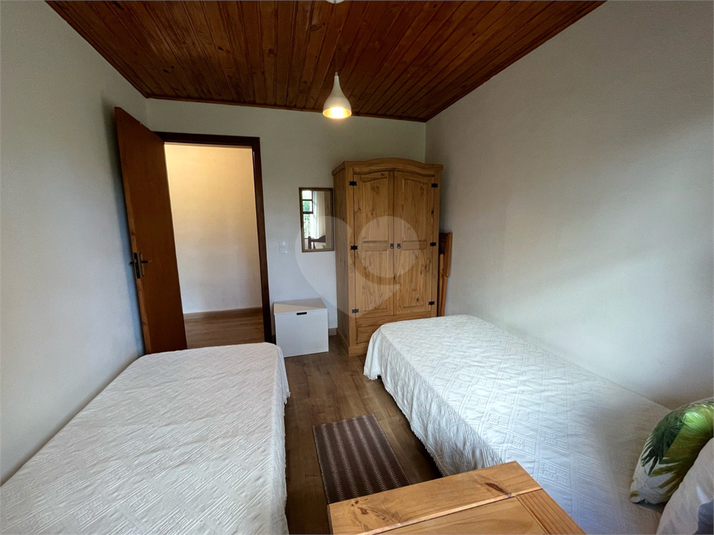 Foto REO1109643