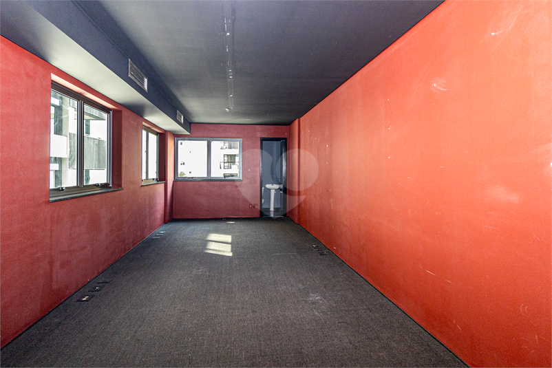 Foto REO1109648