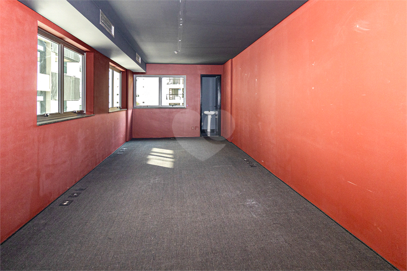 Foto REO1109648