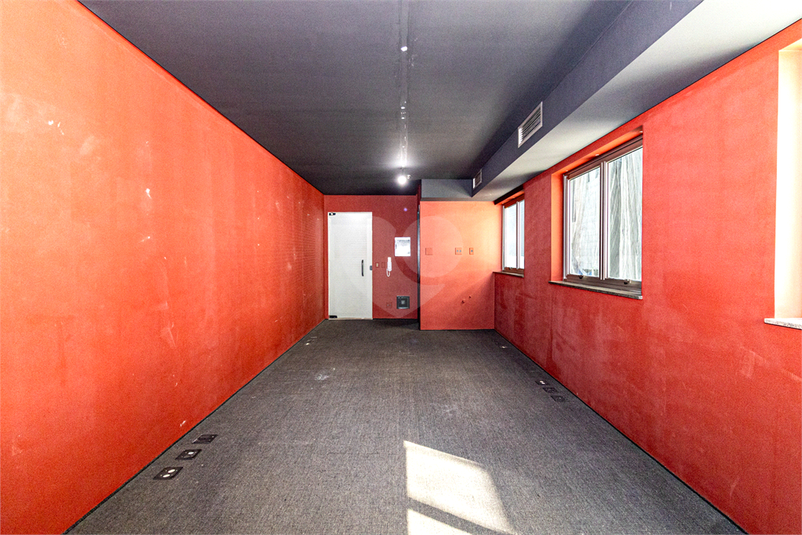 Foto REO1109648