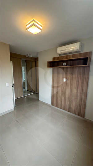 Foto REO1109650