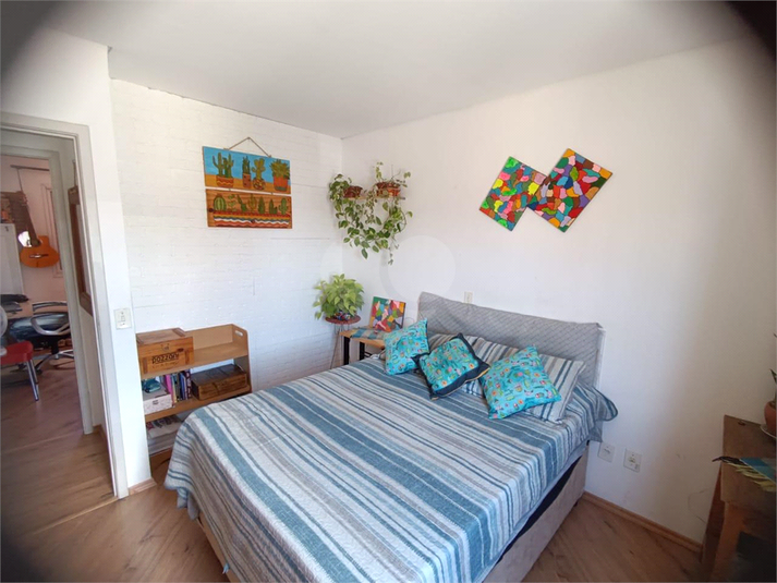 Foto REO1109676