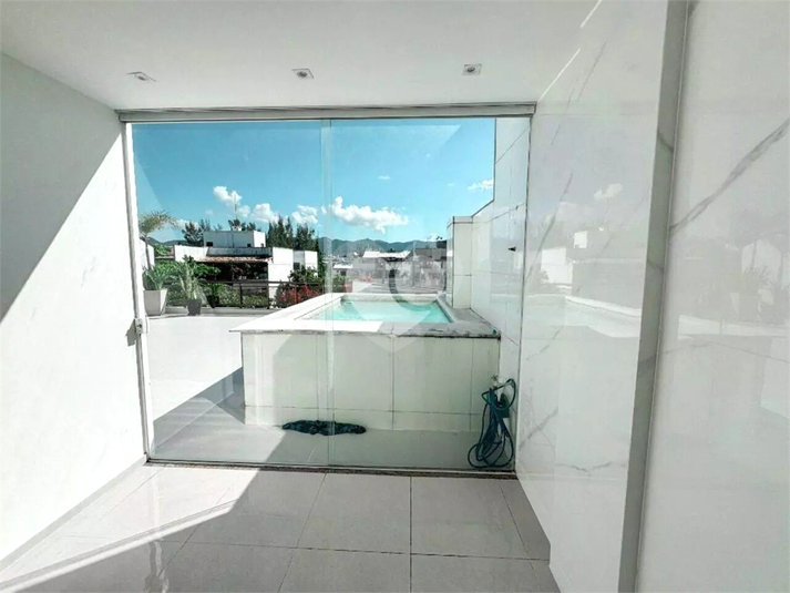 Foto REO1109710