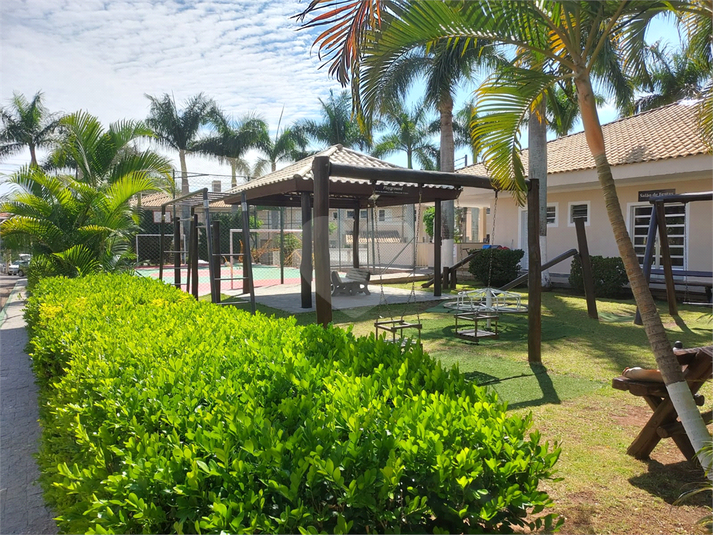 Foto REO1109747