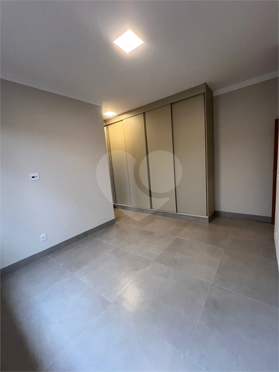 Foto REO1109749