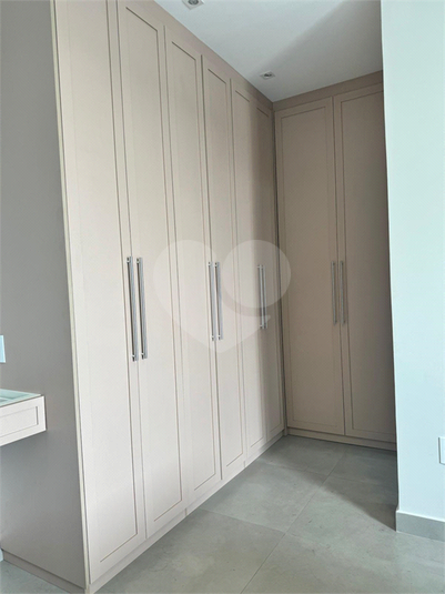 Foto REO1109752
