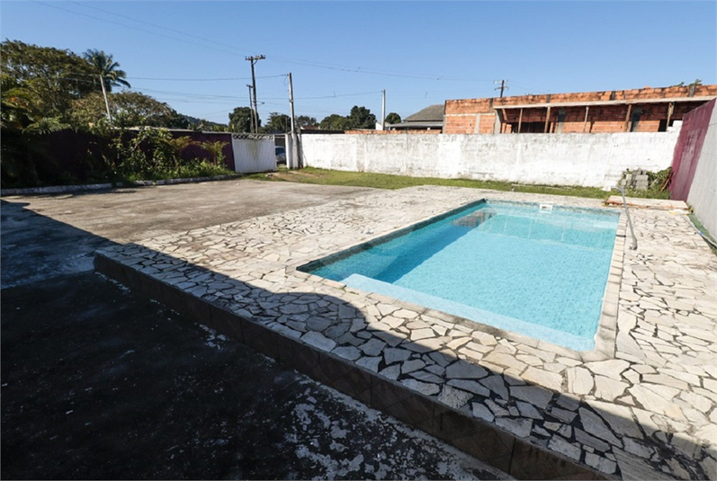 Foto REO1109766