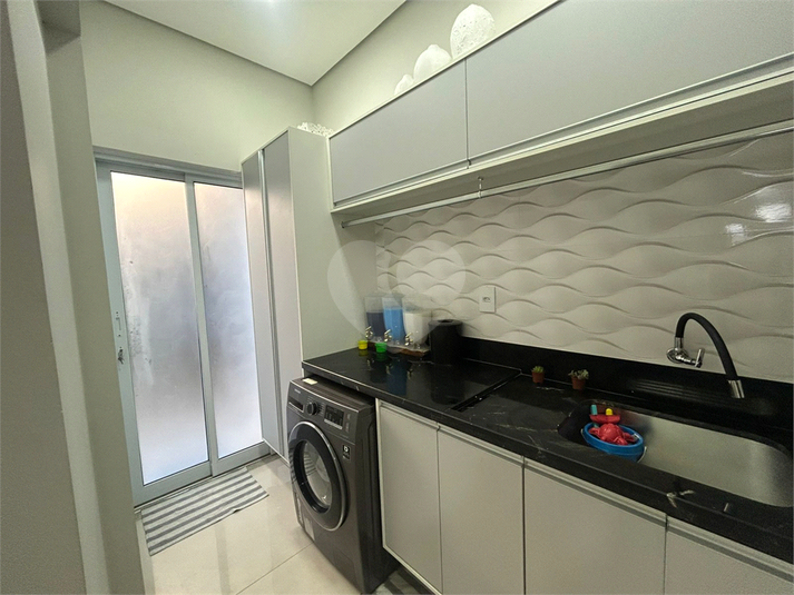 Foto REO1109770