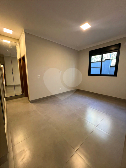 Foto REO1109771