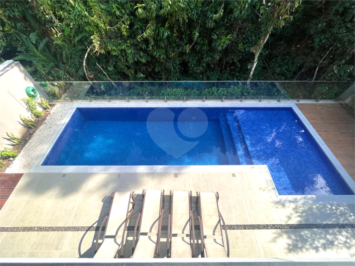 Foto REO1109772