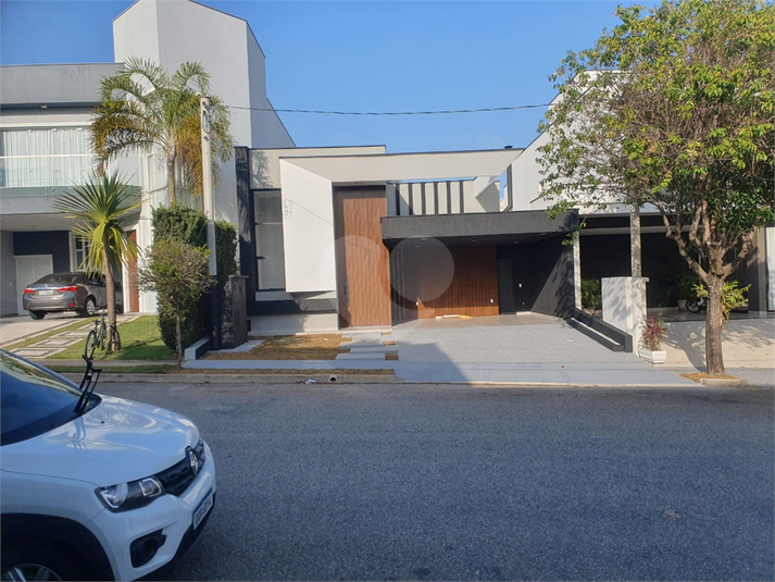 Foto REO1109783