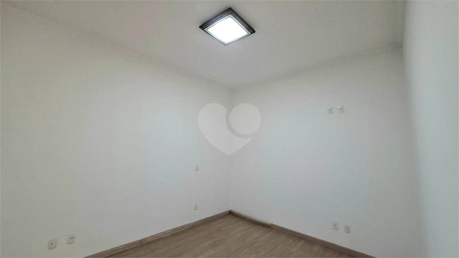Foto REO1109800