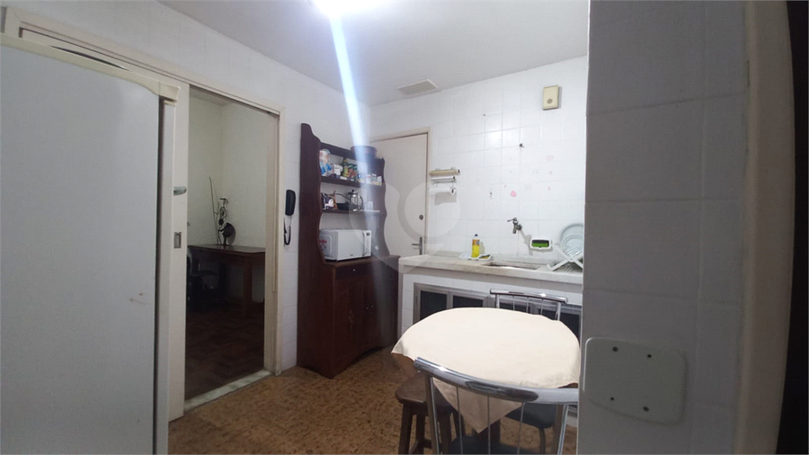 Foto REO1109801