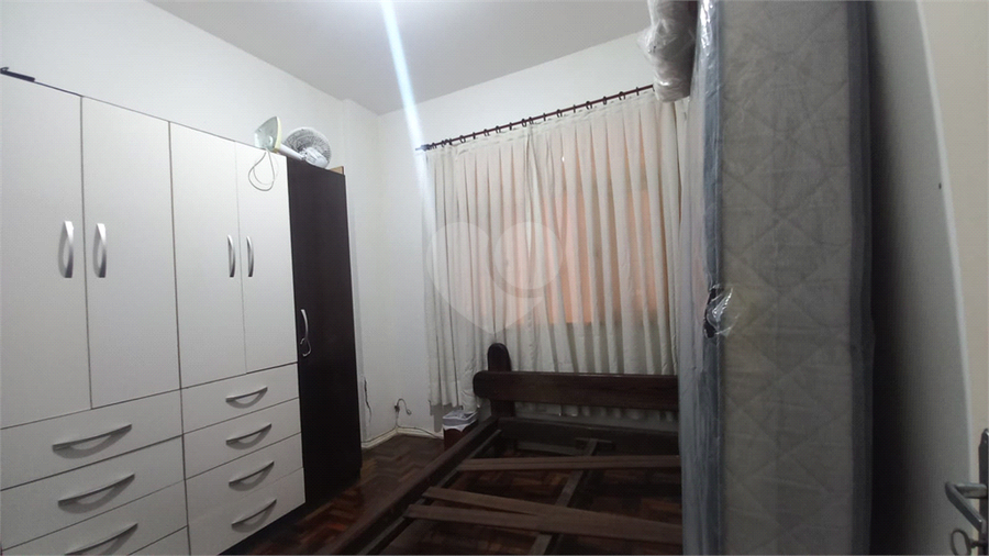 Foto REO1109801