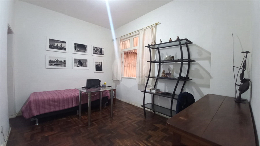 Foto REO1109801