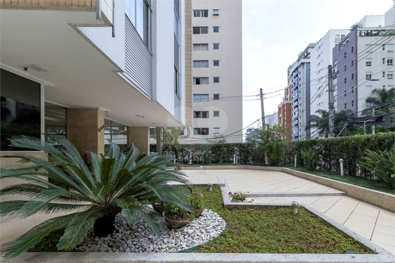 Foto REO110984