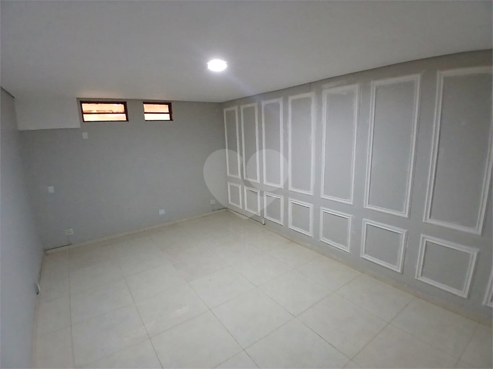 Foto REO1109846