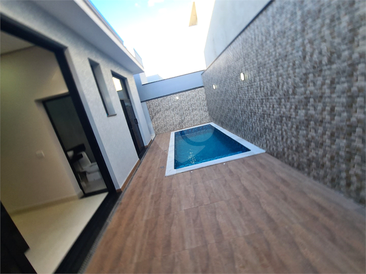 Foto REO1109852
